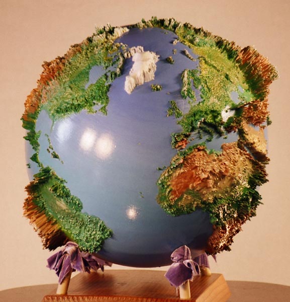 Land Globe 250x